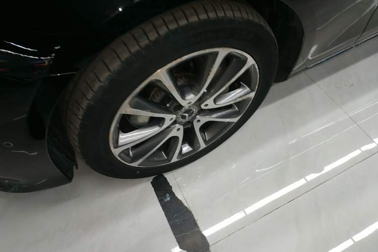 Used Mercedes-Benz E-Class 2016 E 300 L Stylish Model
