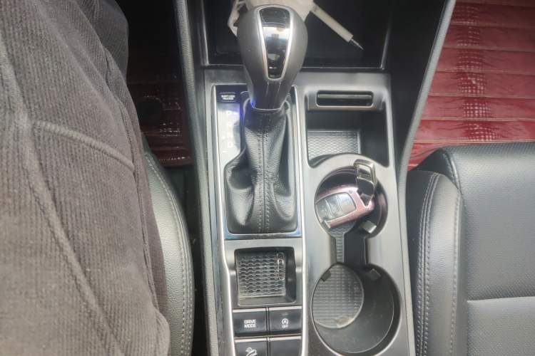 Used Hyundai Tucson 2015 1.6T Dual-Clutch Two-Wheel-Drive Leading Model