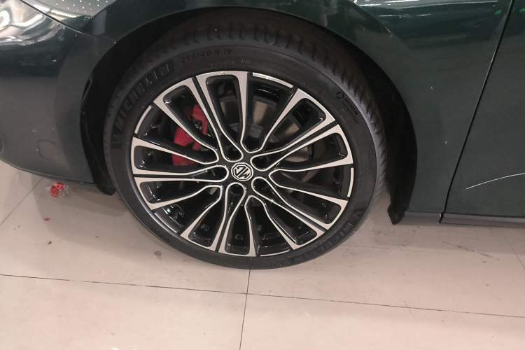 Used MG 7 2025 2.0T 405 AT Luxury Edition