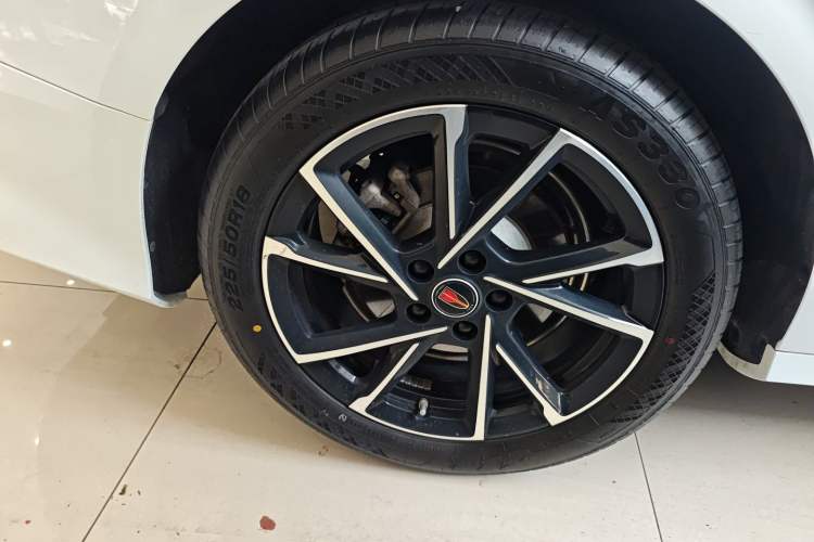 Used Hongqi H6 2024 2.0T ZhiMei Edition Exterior 5