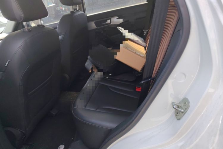 Used Haval H2 2018 Chuanxiang Edition Blue Badge 1.5T Dual-Clutch Two-Wheel Drive Fashionable Model
