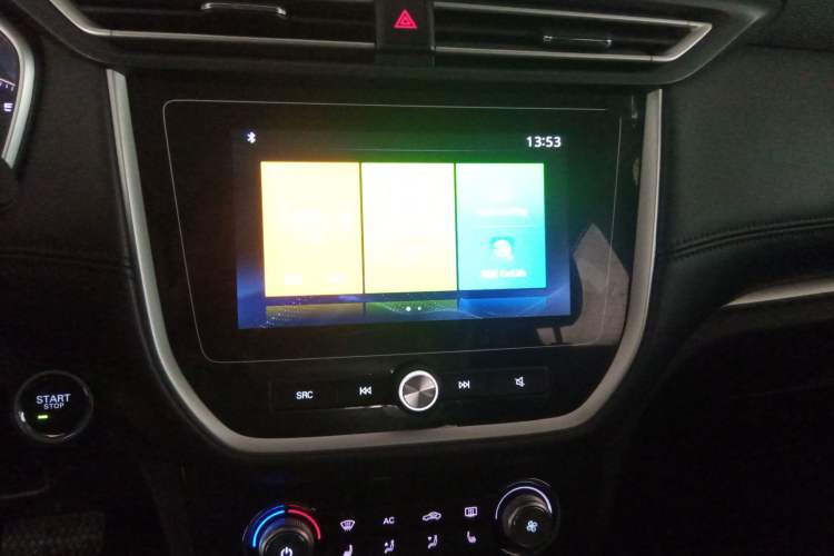 Used Roewe RX3 2018 1.6L CVT Flagship Edition Audio And AC Panel