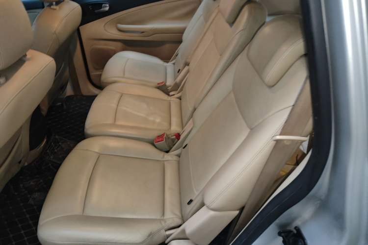 Used Ford S-MAX 2008 2.3L 7-Seater Luxury Version Left Rear Seat