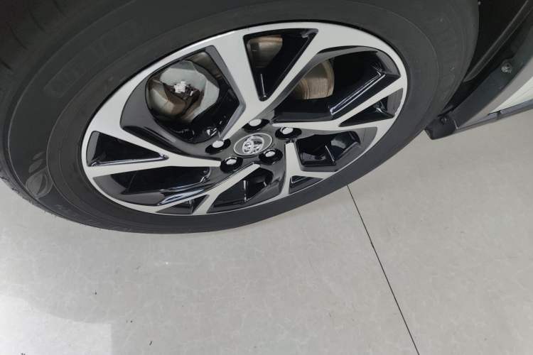 Used Toyota C-HR 2020 2.0L Leading Edition Exterior 4