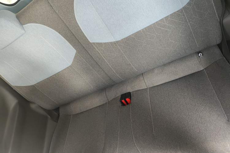 Used Geely Galaxy Panda 2024 Panda Mini 200km Endurance Bear
