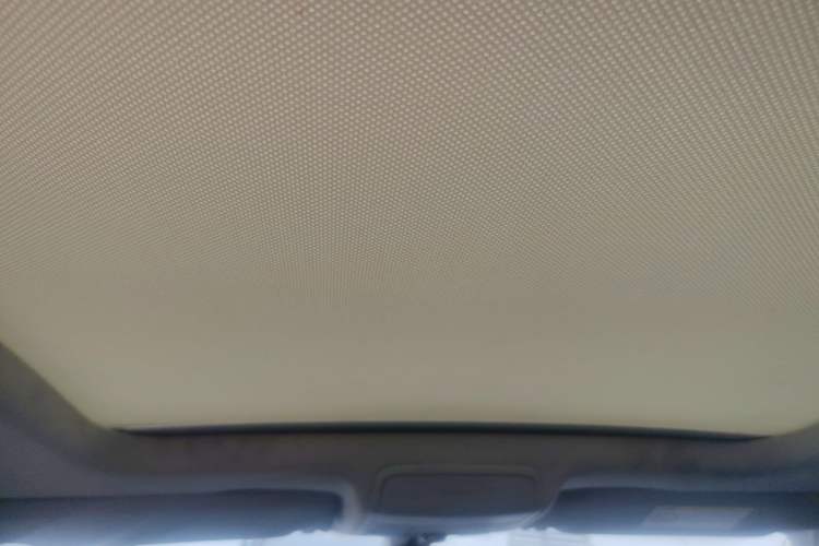 Used Volkswagen Tiguan 2015 1.8TSI Automatic Two-Wheel Drive Luxury Model Headliner