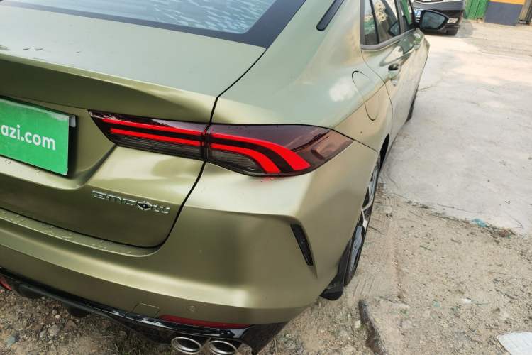 Used GAC Trumpchi EMPOW 2021 270T DCT J16 Version Right Rear Taillight