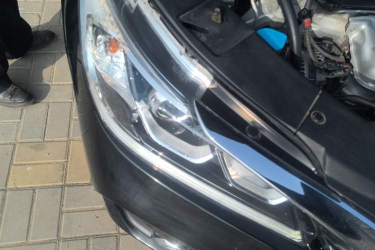 Used Honda Accord 2016 2.0L Elite Edition Right Front Headlight