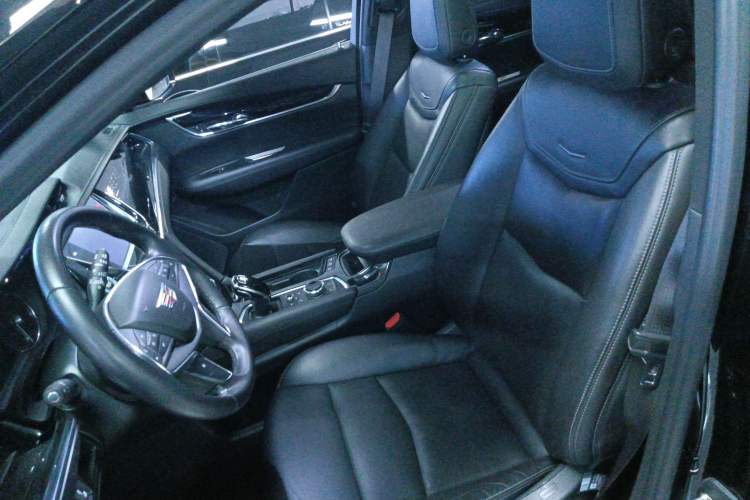 Used Cadillac XT5 2020 28T Luxury Version