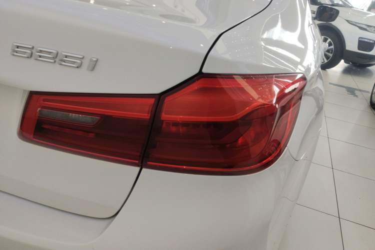 Used BMW 5 Series 2020 525i M Sport Package
