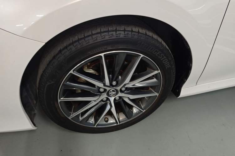 Used Toyota Camry 2021 2.5G Luxury Edition Left Front Wheel Hub