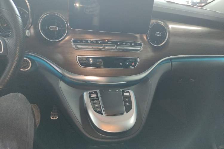 Used Mercedes-Benz V-Class 2021 V 260 Prestige Edition