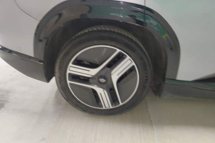 Used Qiyuan E07 2025 All-Electric 4x4 with 90 kWh Max Intelligent Driving Version
