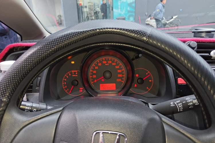 Used Honda Fit 2014 1.5L LX CVT Comfort Model