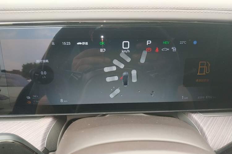 Used Denza Z9 2024 1100 km All-Wheel-Drive Ultra Version
