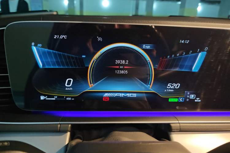 Used Mercedes-Benz GLE 2020 Restyled GLE 450 4MATIC Dynamic Edition Odometer Close Up