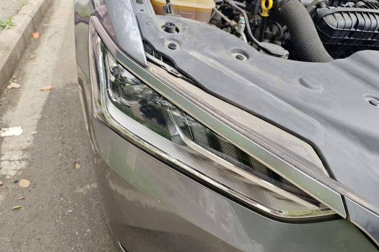 Used BYD Qin PLUS 2021 DM-i 55KM Flagship Model Right Front Headlight