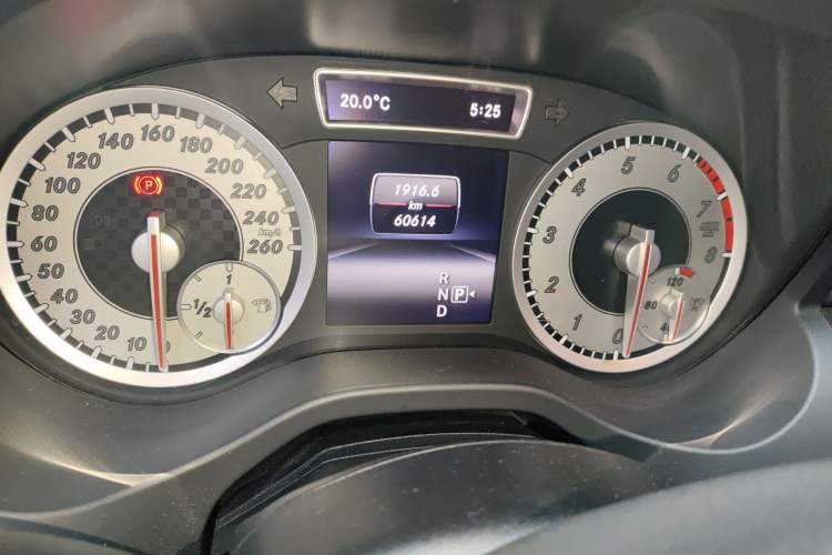 Used Mercedes-Benz A-Class 2015 A 200 Fashion Model