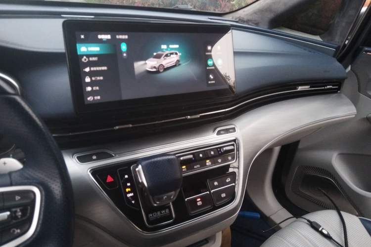 Used Roewe iMAX8 2022 400TGI Prestige Edition