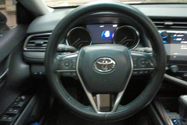 Used Toyota Camry 2019 2.0G Luxury Edition China VI Standard
