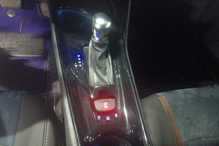 Used Toyota C-HR 2018 2.0L Leading Edition China V-standard