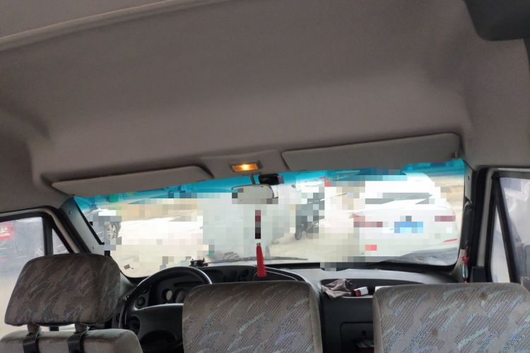 Used Iveco Turin 2009 2.8T-V36 Base Version Headliner