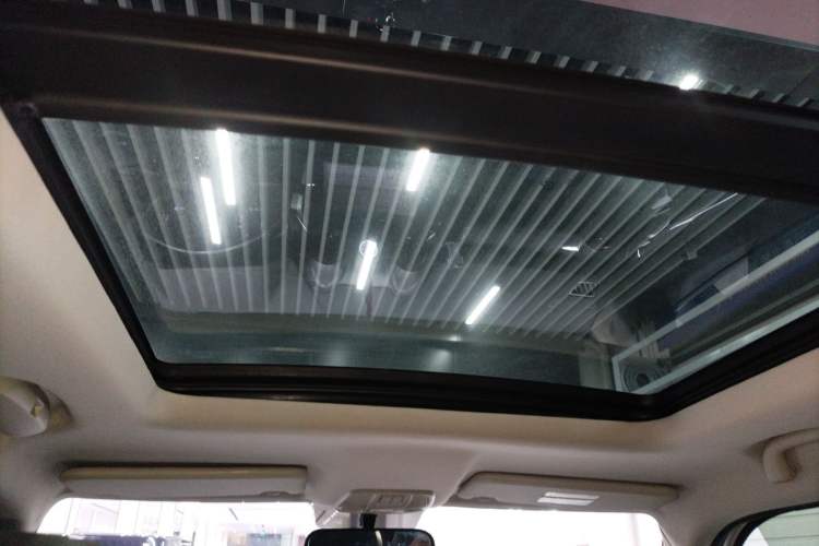 Used BAIC Off-Road BJ20 2016 1.5T CVT Luxury Model Headliner