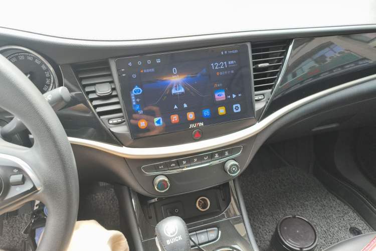 Used Buick Verano 2015 Sedan 20T Dual-Clutch Leading Model Audio And AC Panel