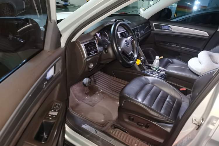 Used Volkswagen Teramont 2017 330TSI Two-Wheel-Drive Luxury Edition