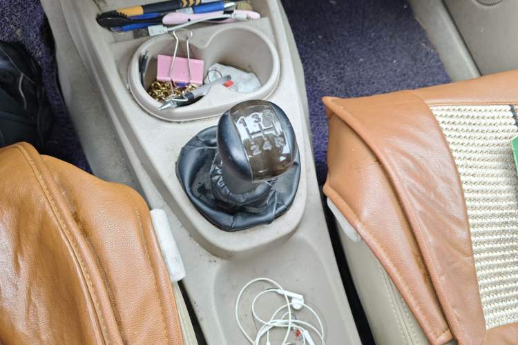 Used Wuling Hongguang 2013 1.5L Luxury Model Gear Lever