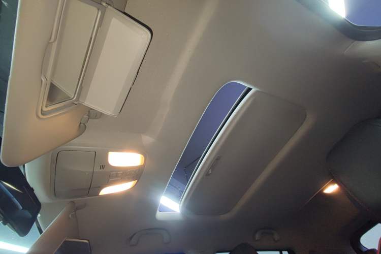 Used SOL X4 2021 1.5T CVT Chief Edition
