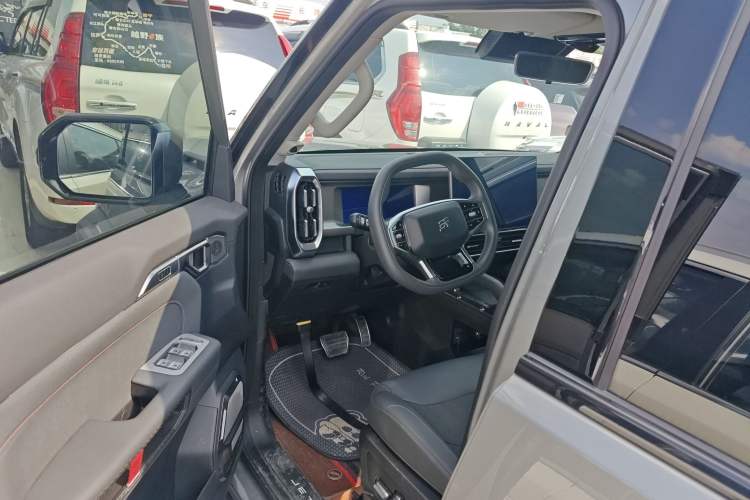 Used JETOUR Traveler 2023 2.0T Four-Wheel Drive Conqueror