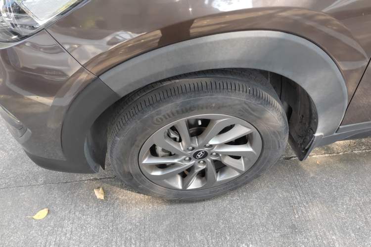 Used Hyundai Tucson 2018 1.6T Dual-Clutch Two-Wheel Drive 15th Anniversary Special Edition