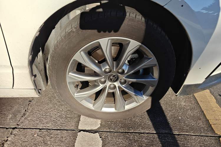 Used Toyota Avalon 2024 2.0L Premium Edition