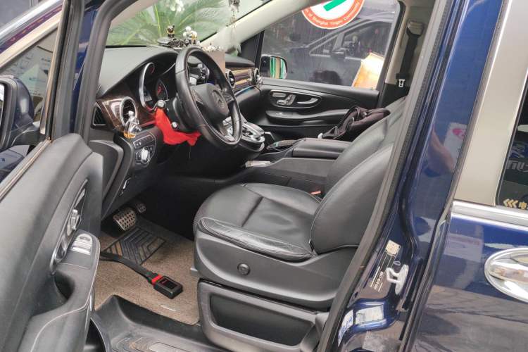 Used Mercedes-Benz V-Class 2018 V 260 L Prestige Extended Version China VI