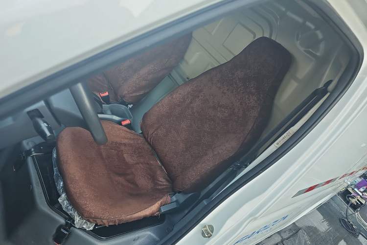 Used Farizon Xingxiang V 2023 V6E Ningde Times 41.86kWh Value Edition
