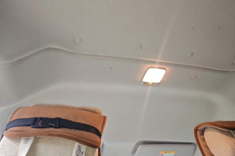 Used Nissan NV200 2016 Revised Version 1.6L CVT Luxury Edition