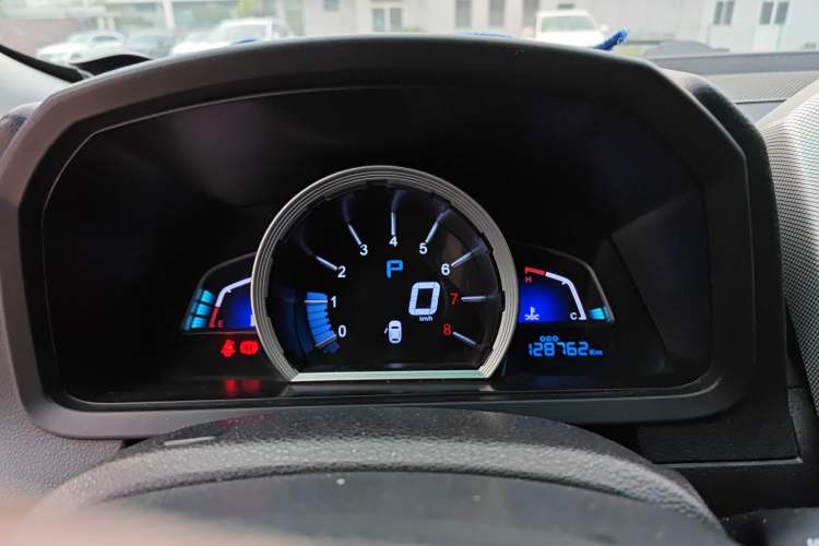 Used Luxgen U6 SUV 2016 1.8T Style Value Model Instrument Cluster