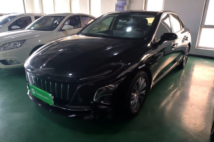Used Hongqi E-QM5 2022 431 km Charge & Enjoy Edition
