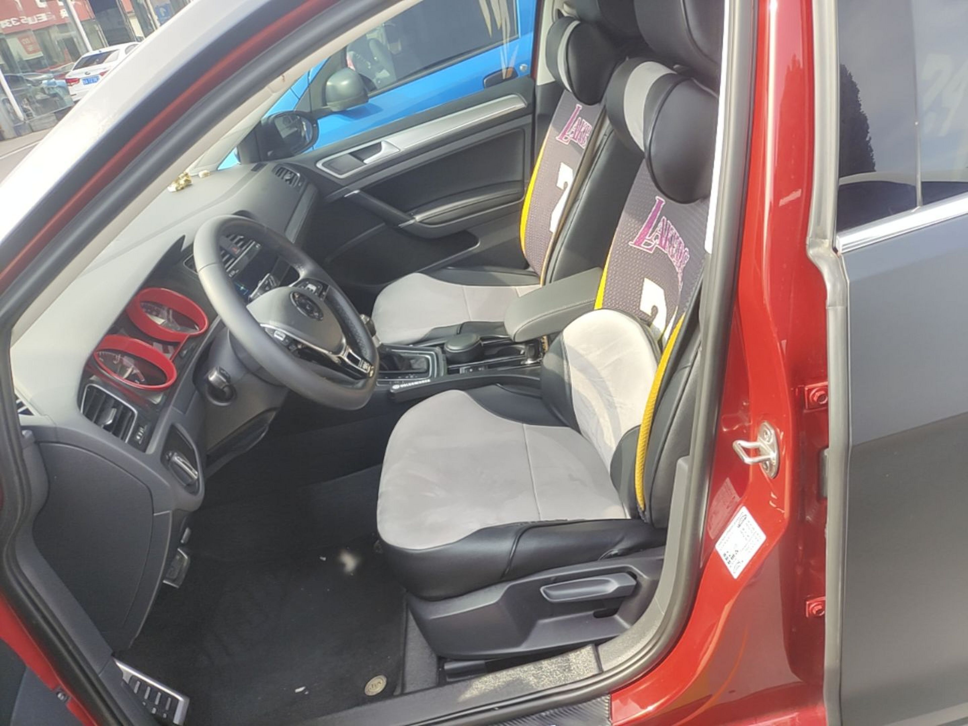 Interior delantero