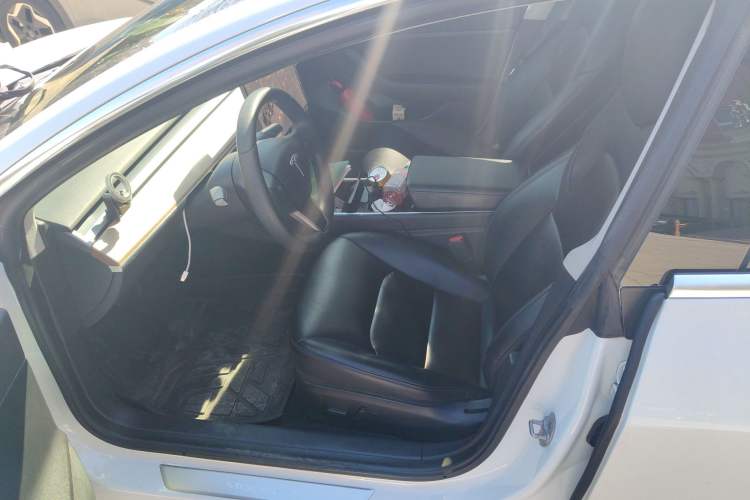 Used Tesla Model 3 2019 Standard Range Rear-Drive Upgraded Version
