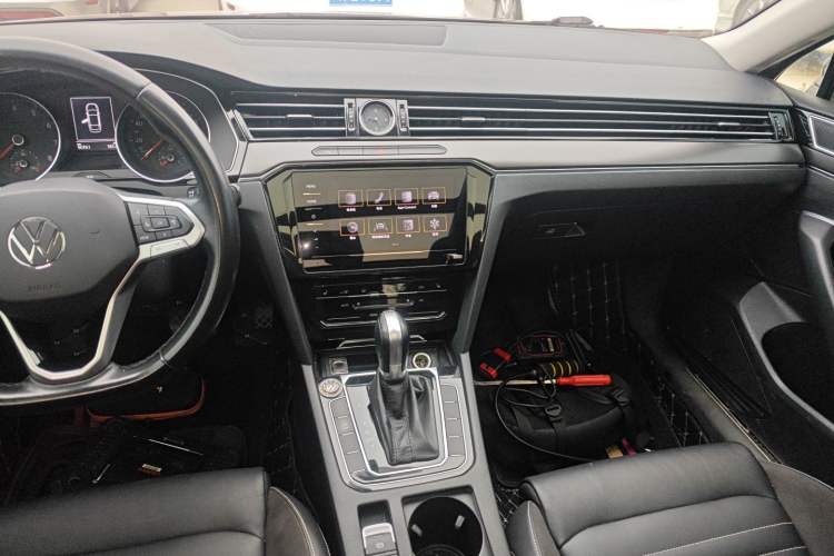 Used Volkswagen Magotan 2020 330TSI DSG Leading Model
