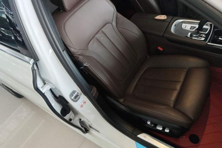 Used BMW 7 Series 2018 730Li Leading Model M Sport Package