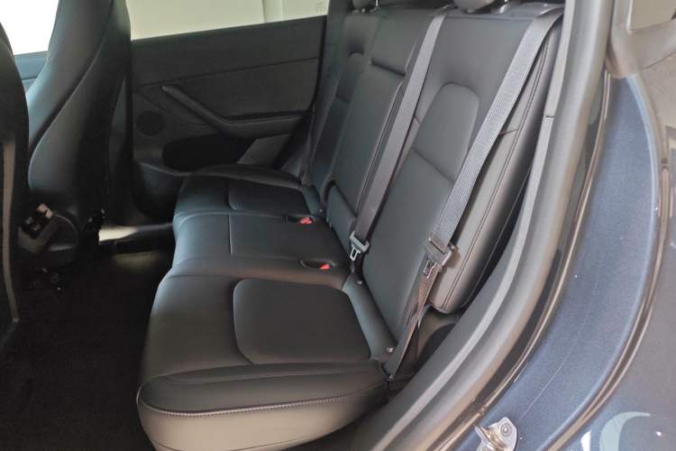 Used Tesla Model Y 2024 Rear-Wheel-Drive Version