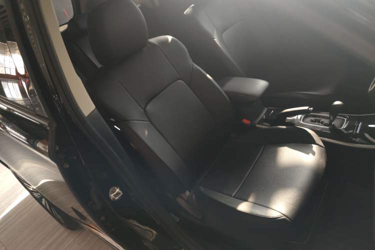 Used Mitsubishi Outlander 2021 2.0L Two-Wheel Drive Comfort Edition 5 Seats
