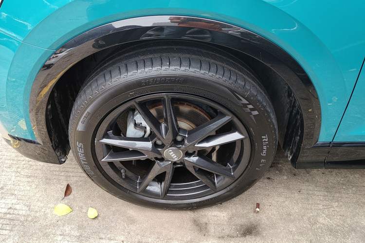 Used Audi Q2L 2020 35 TFSI Ambition Dynamic Edition Left Front Wheel Hub