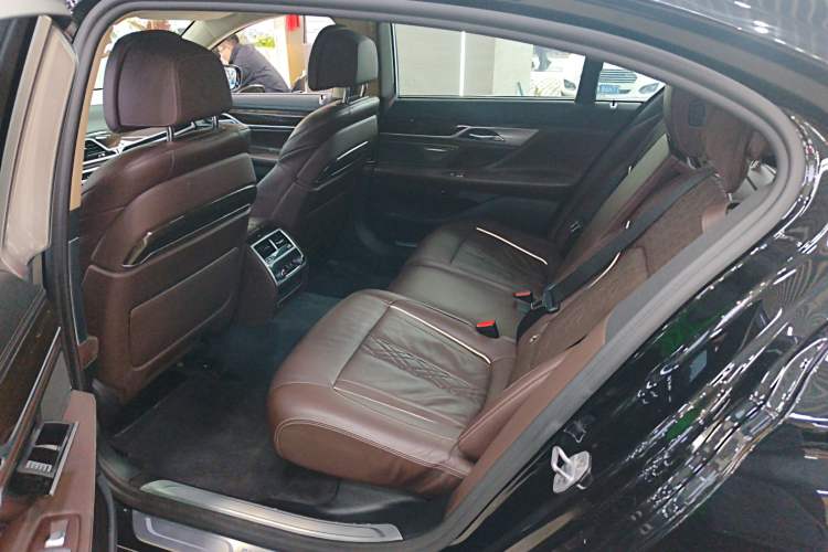 Used BMW 7 Series 2019 Updated 730Li Luxury Package