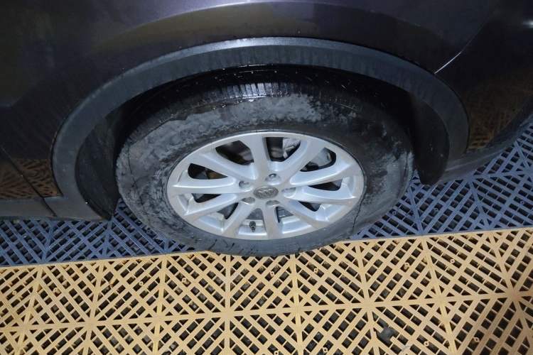 Used Buick Envision 2016 20T Two-Wheel-Drive Elite Model