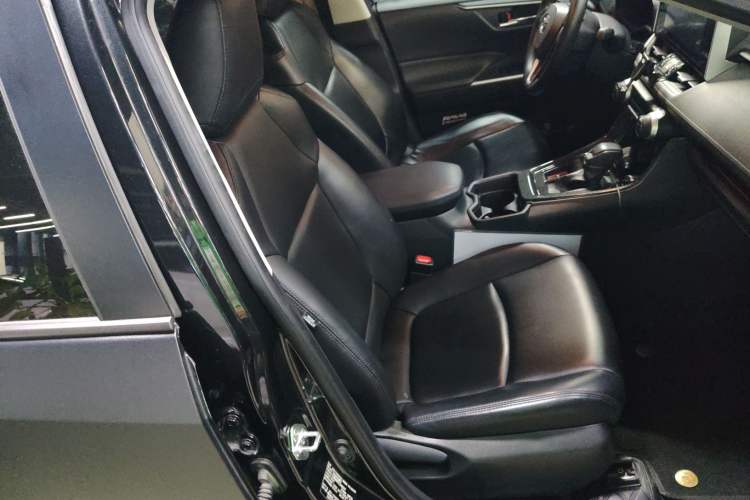 Used Toyota RAV4 2020 2.0L CVT Two-Wheel Drive Fashion Edition