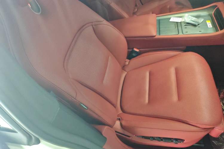 Used Avatr 12 2025 Year Updated Ultra Extended-Range Version